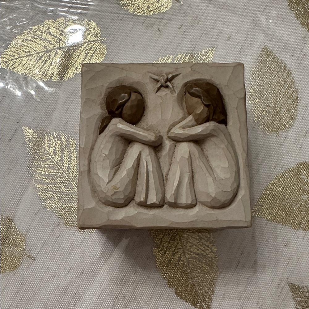 Willow Tree friendship trinket/ jewelry box